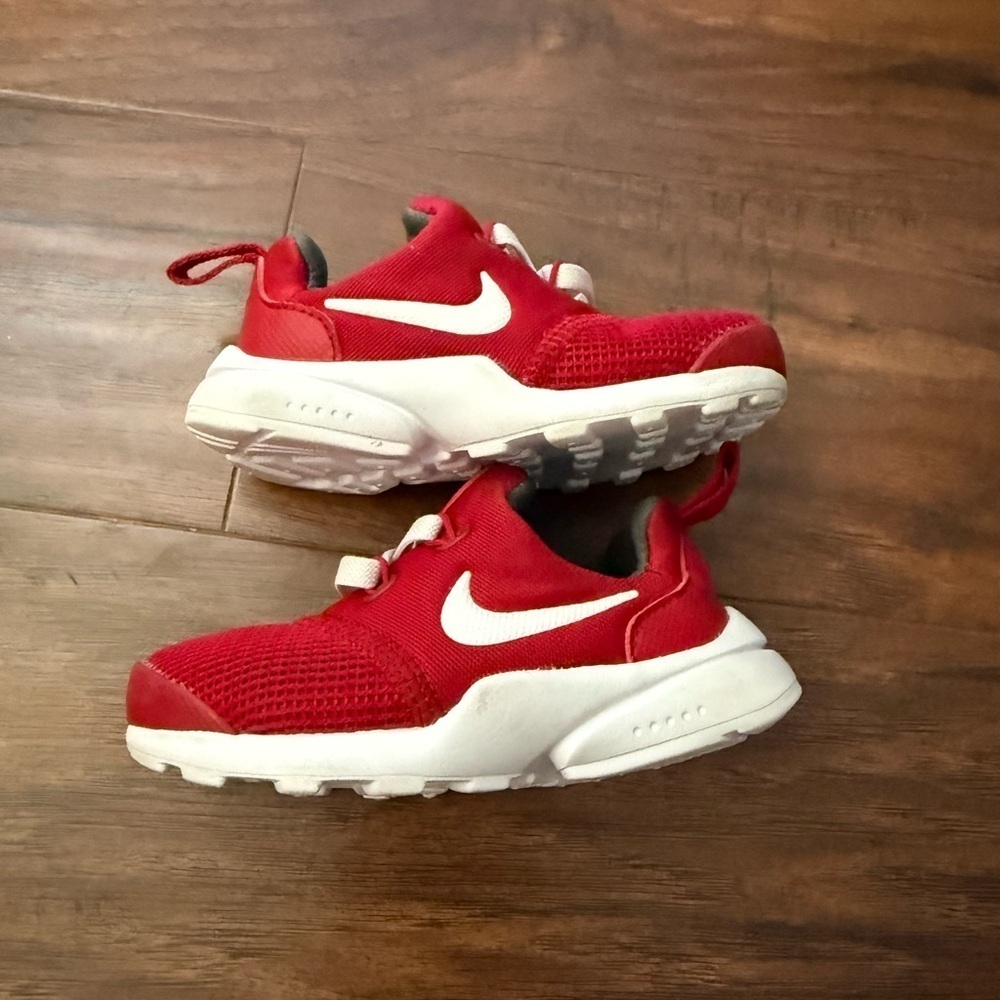 Nike Presto Fly Baby & Toddler Red and White Sneakers-Size 5C - Picture 5 of 11